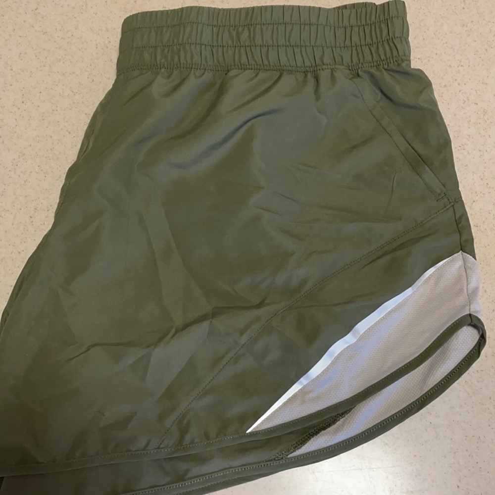 Athletic shorts
